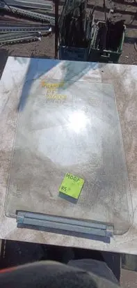 Ford Transit Front door window glass four-door 1212123