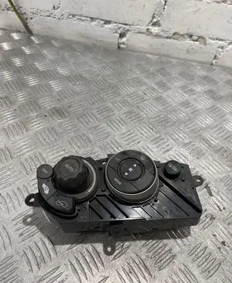 Honda Civic Climate control unit 79600