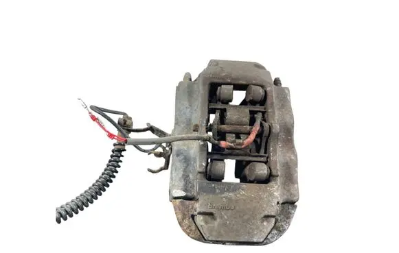 Volkswagen Touareg I Rear brake caliper