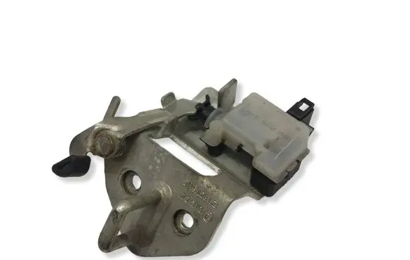 Skoda Octavia Mk2 (1Z) Tailgate/trunk/boot lock/catch/latch 1Z9827511C