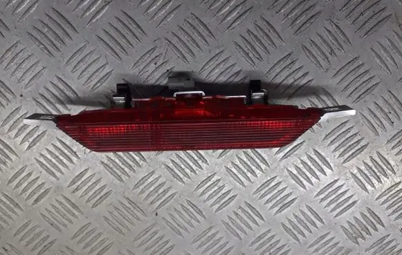 Toyota Corolla E120 E130 Third/center stoplight