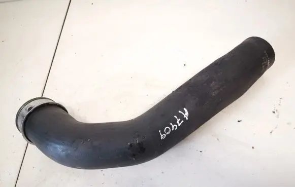 Jeep Grand Cherokee (WK) Intercooler hose/pipe 55116861ab