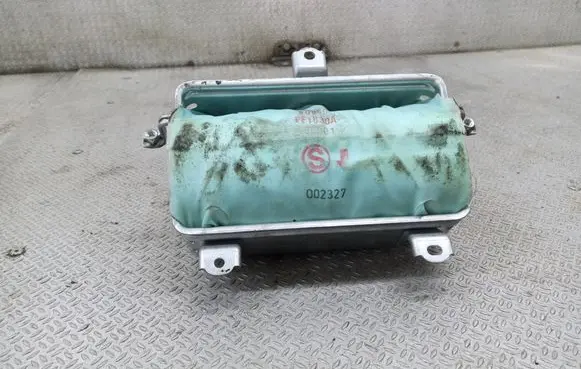 Toyota Corolla E120 E130 Passenger airbag 6098001