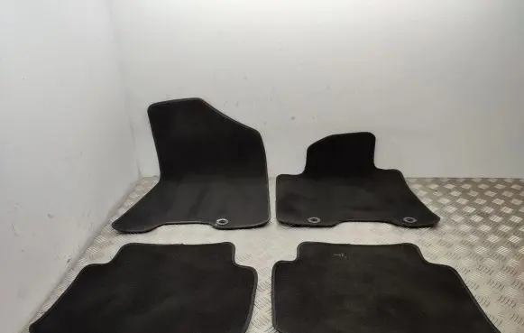 Hyundai Tucson TL Car floor mat set 