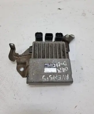 Toyota Avensis T250 Fuel injection control unit/module 8987120070 1310001371