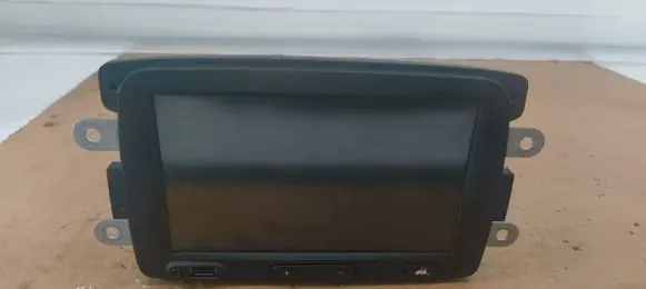 Dacia Duster Radio/CD/DVD/GPS head unit 276660