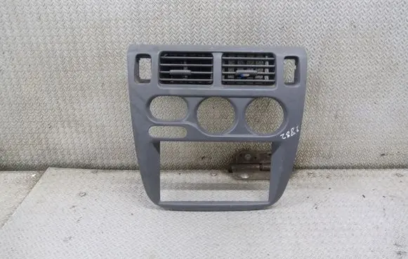Honda HR-V Dash center air vent grill