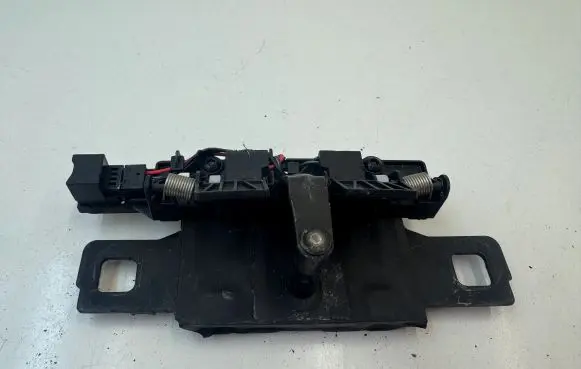 Audi Q7 4M Tailgate/trunk/boot lock/catch/latch 80A827507A