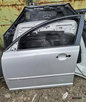 Volvo V50 Front door 