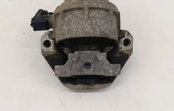 Audi A7 S7 4G Engine mount bracket