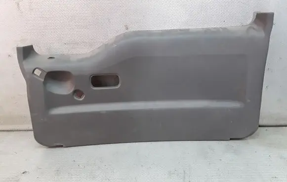 Ford Maverick Tailgate trim