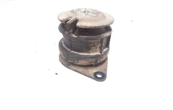 Volkswagen Golf III Engine mount bracket 1H0199262L