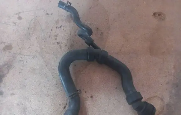 Audi A6 S6 C5 4B Engine coolant pipe/hose 4b0121101t