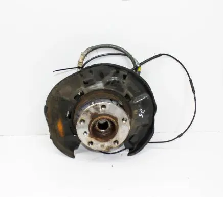 BMW 2 F22 F23 Rear wheel hub