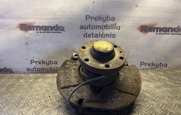 Iveco Daily 45 - 49.10 Front wheel hub