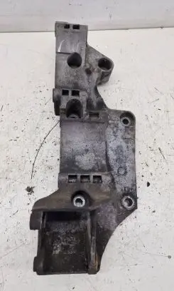 Volkswagen Sharan Generator/alternator bracket R045903143C