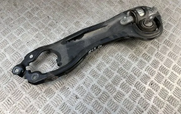 Chrysler Pacifica Rear upper control arm/wishbone 68470299AA