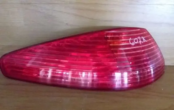 Peugeot 607 Rear/tail lights