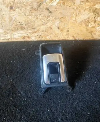 Volkswagen Eos Electric window control switch 1Q0959727D