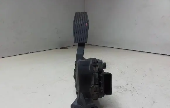 Opel Signum Accelerator throttle pedal 9186724 6PV00832200