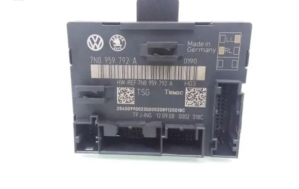 Skoda Superb B6 (3T) Door control unit/module 7N0959792A