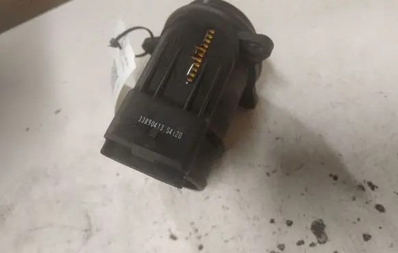 Peugeot 308 Mass air flow meter 728342060 9650010780 33890413