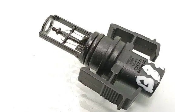 Mercedes-Benz ML W164 Intake air temperature sensor 0005422818