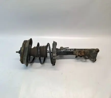 Mercedes-Benz C W203 Front shock absorber/damper A2033202530 A2033211084