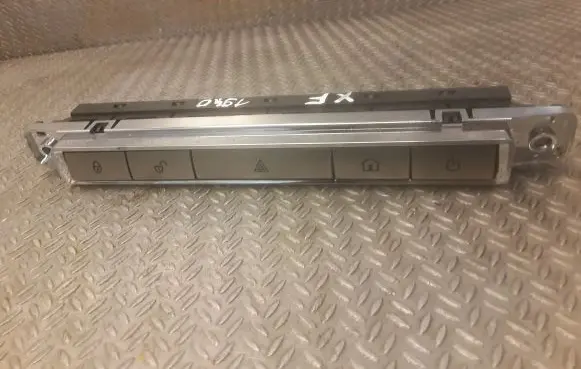 Jaguar XF X250 Other switches/knobs/shifts 8X2311B650AB