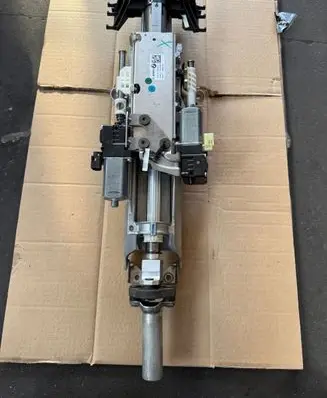 Steering wheel axle