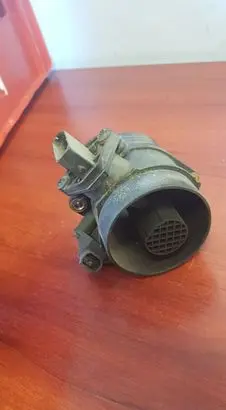 Mercedes-Benz E W211 Mass air flow meter 6460940048