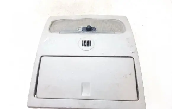 Ford Mondeo Mk III Front seat light