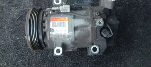 Renault Clio IV Air conditioning (A/C) compressor (pump) 926000050R