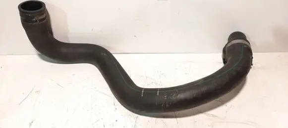 Volvo V40 Engine coolant pipe/hose 31474987