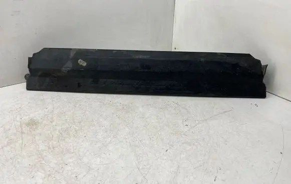 BMW X1 E84 Radiator trim 2990837
