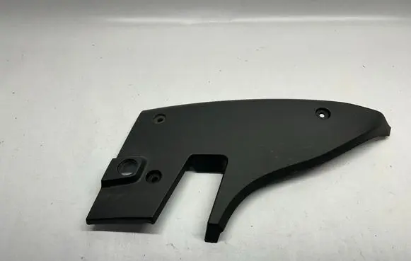 Chevrolet Camaro Rear/tail light trim molding 84070692