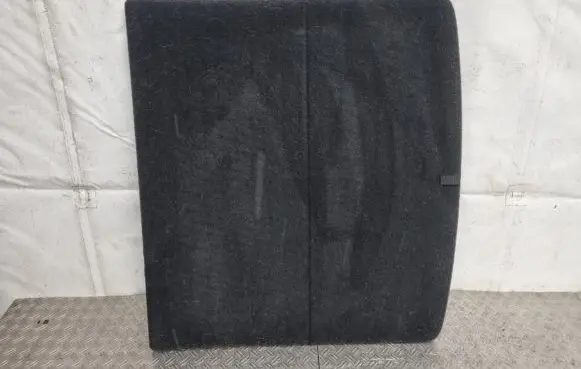 Trunk/boot floor carpet liner