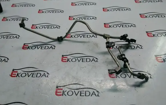 Audi A4 S4 B8 8K Fuel injector supply line/pipe 