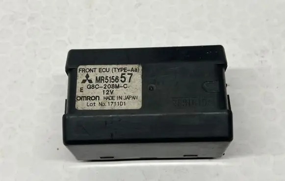 Mitsubishi Pajero Fuse module MR515657