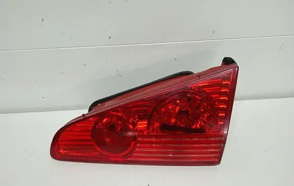 Peugeot 607 Tailgate rear/tail lights 2587D
