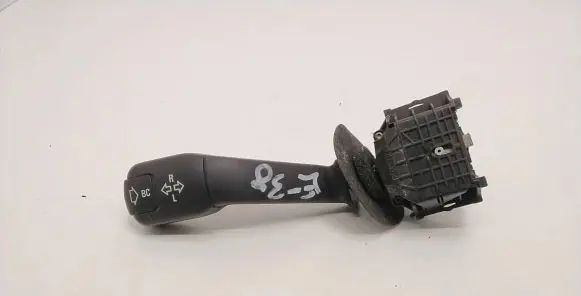 BMW 7 E38 Indicator stalk 8352172 01100410