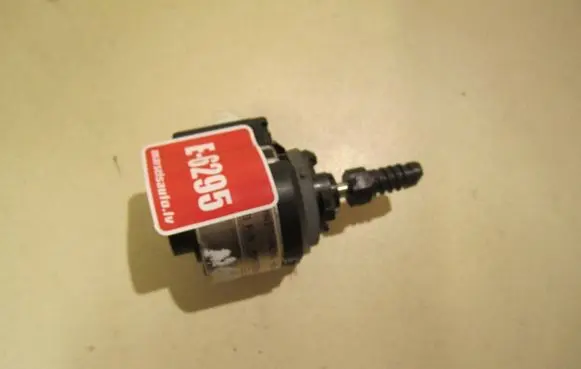 Headlight level adjustment motor