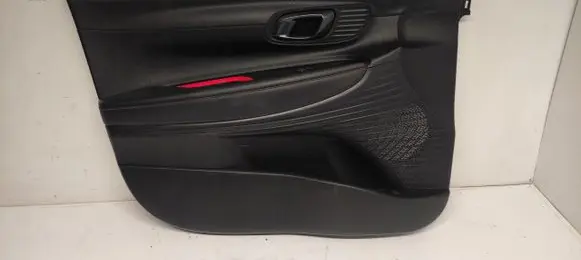 Hyundai i20 (BC3 BI3) Front door card panel trim