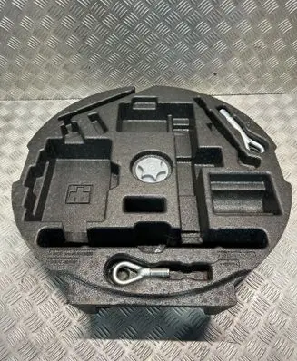 Nissan Qashqai Glove box in trunk 849A74EA1C