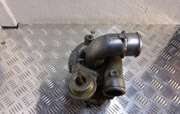 Mercedes-Benz Vito Viano W638 Turbo A6110960299 AL2005GT17 7040591