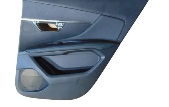 Peugeot 3008 II Coupe rear side trim panel 