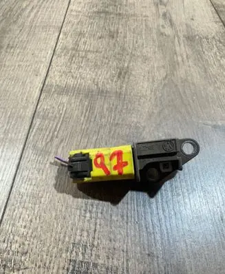 Audi Q7 4L Airbag deployment crash/impact sensor 1K0909606B 5WK43274