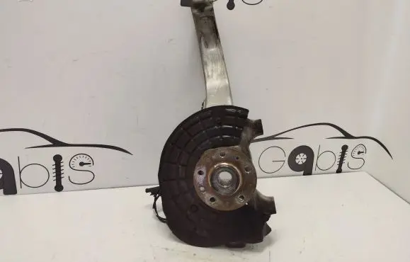 Maserati Levante Front wheel hub 06701068720