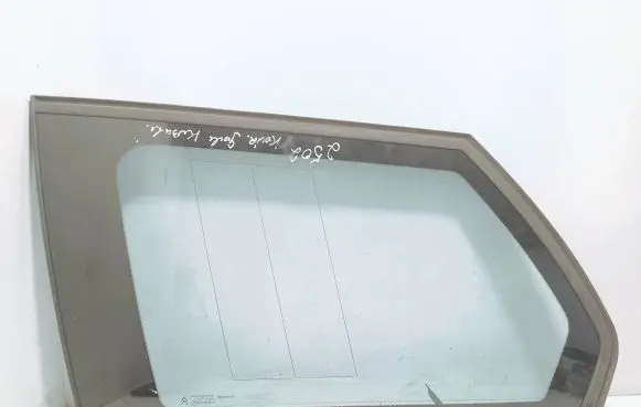 Citroen C4 I Picasso Rear side window As2