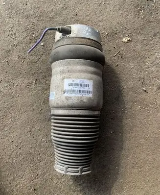 Audi Q7 4L Air suspension bag 7L8616039B